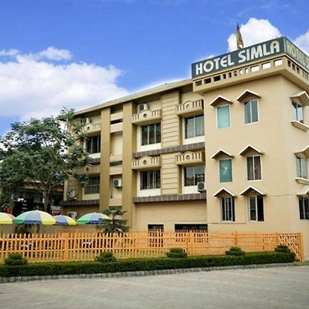 Hotel Simla Сіліґурі Екстер'єр фото